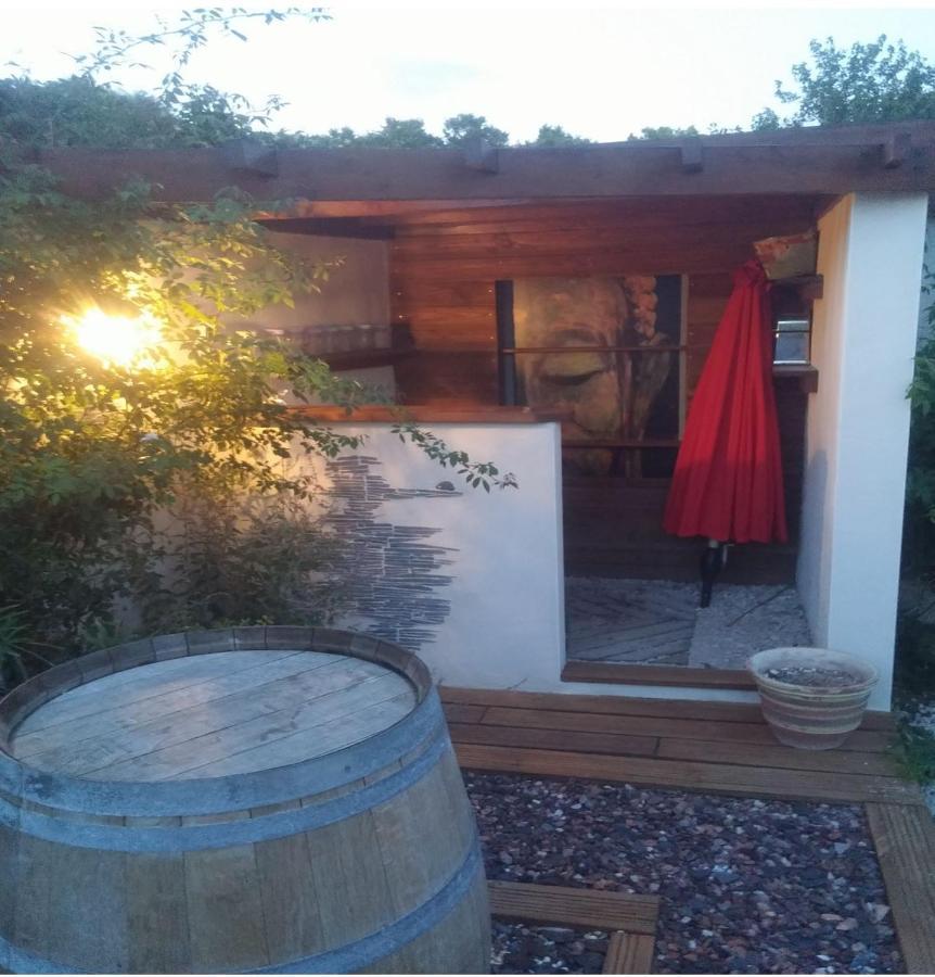 Secret Garden - Chez Gilles Et Tra - Maison D Hote -T2 Super Mignon, Neuf Et Independant , Dans Cadre Agreable Et Zen Valergues Εξωτερικό φωτογραφία